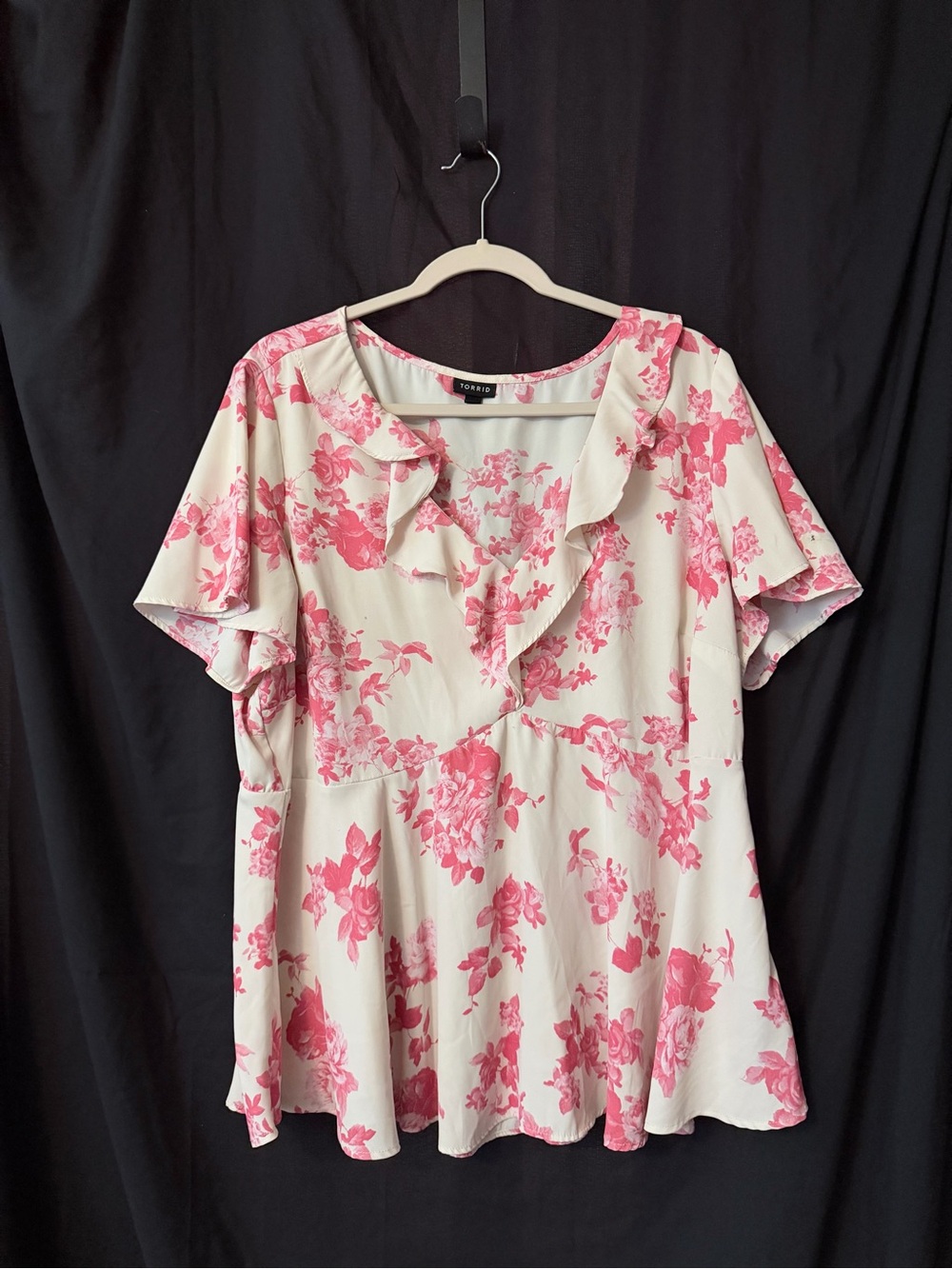 Torrid Cream Top with Pink Floral Print